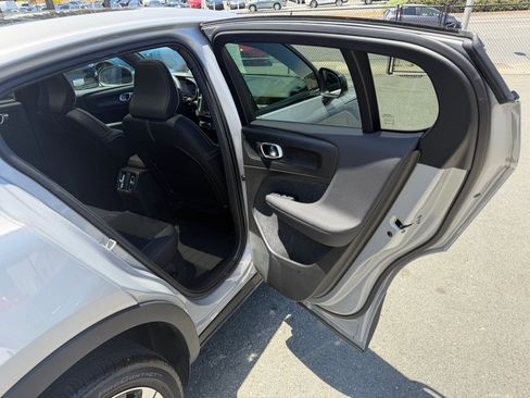 Used 2023 Volvo C40 P8 Recharge Plus w/ Protection Package Premier AWD/4WD image 36