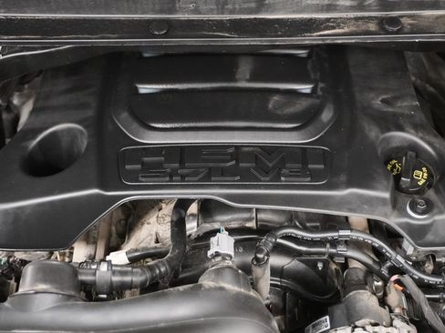 Used 2022 RAM 1500 Lone Star image 12