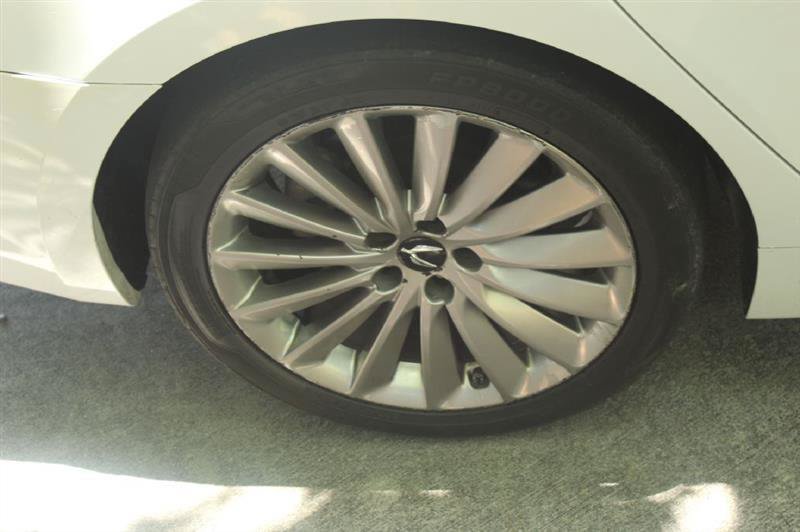 Used 2014 Hyundai Equus Signature RWD image 27