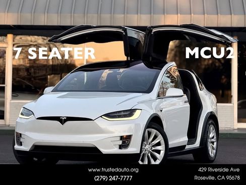 Used 2018 Tesla Model X 75D image 1
