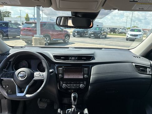 Used 2019 Nissan Rogue SL AWD/4WD image 28