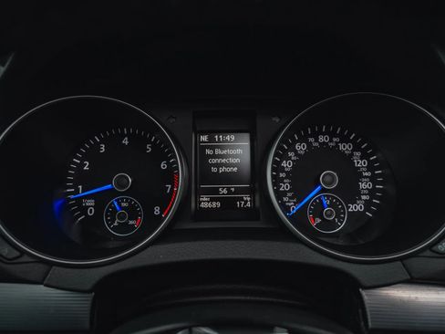 Used 2012 Volkswagen Golf 4-Door image 53