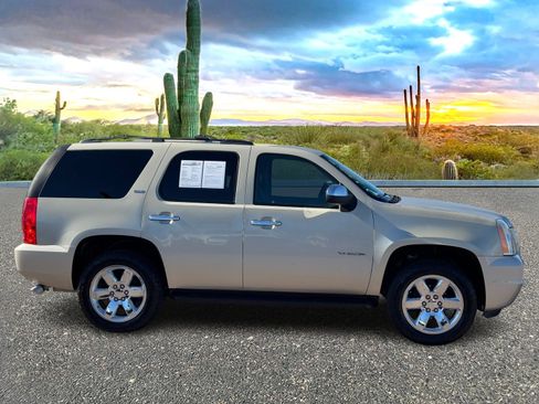 Used 2014 GMC Yukon SLT image 8