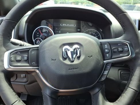 New 2026 RAM 2500 Big Horn AWD/4WD image 9