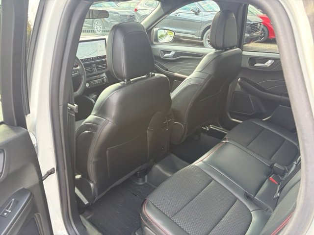 Used 2024 Ford Escape ST-Line w/ Tech Pack #1 AWD/4WD image 39
