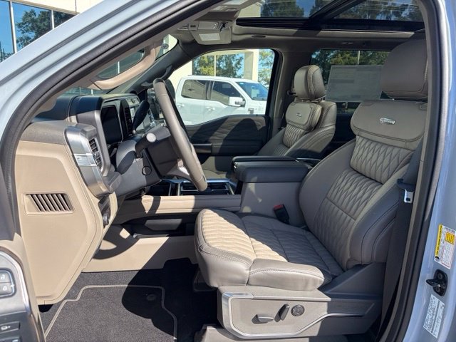 New 2026 Ford F250 Platinum w/ Platinum Plus Package AWD/4WD image 12