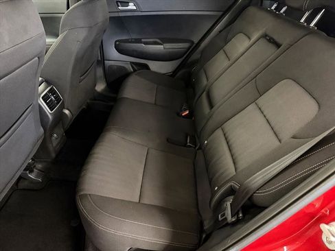 Used 2020 Kia Sportage LX image 17