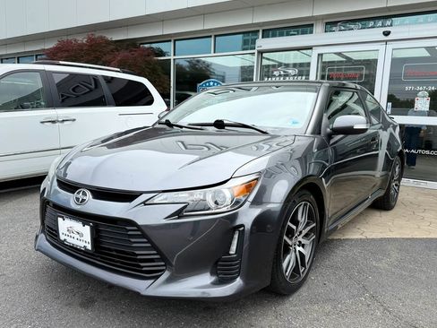 Used 2014 Scion tC FWD image 3