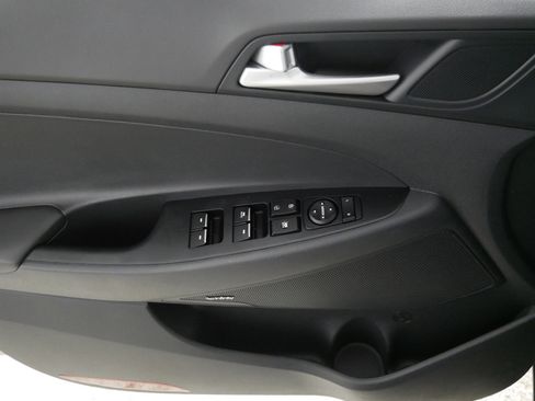 Used 2021 Hyundai Tucson Limited image 19