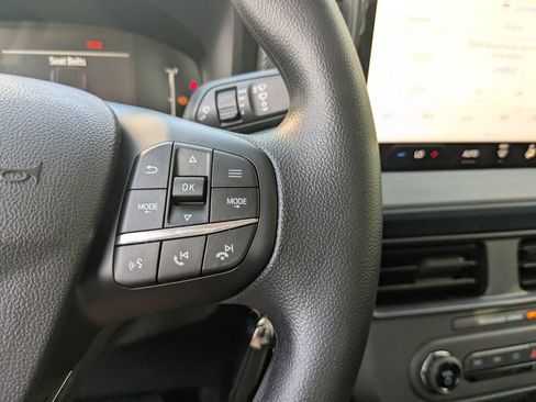 New 2025 Ford Maverick XL image 26