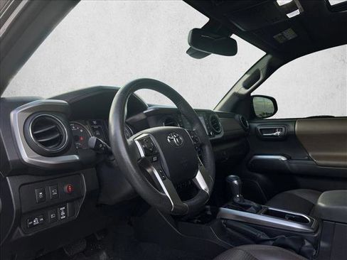 Used 2023 Toyota Tacoma Limited image 10