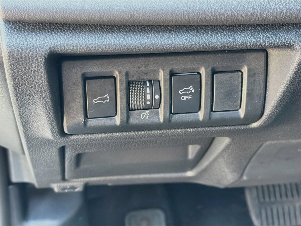 Used 2025 Subaru Outback Wilderness AWD/4WD image 10