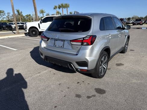 Used 2024 Mitsubishi Outlander Sport SE AWD/4WD image 3