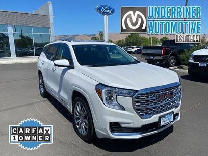 Used 2024 GMC Terrain Denali w/ Denali Premium Package