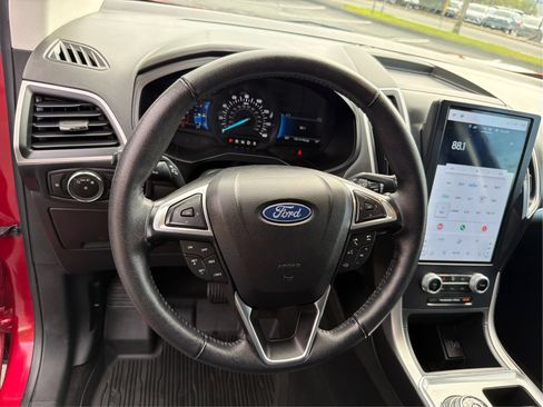 Used 2023 Ford Edge SEL w/ Sport Appearance Package AWD/4WD image 18