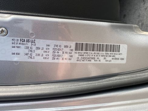Used 2019 Dodge Grand Caravan GT FWD image 28