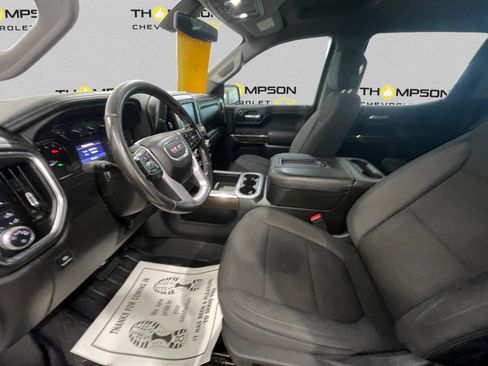 Used 2020 GMC Sierra 1500 Elevation w/ Elevation Value Package image 9