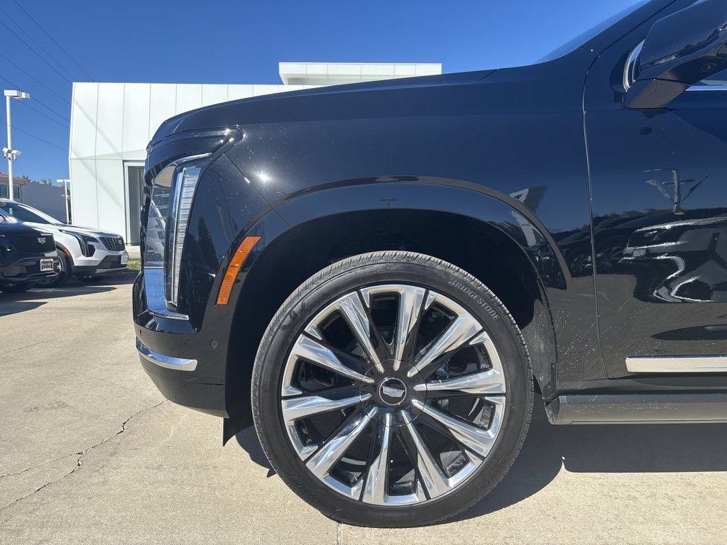 Certified 2026 Cadillac Escalade ESV Platinum Luxury AWD/4WD image 34