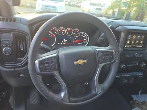Used 2022 Chevrolet Silverado 1500 Custom w/ Safety Confidence Package image 10