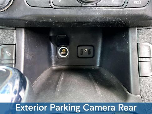 Used 2017 GMC Acadia Denali w/ Technology Package AWD/4WD image 21