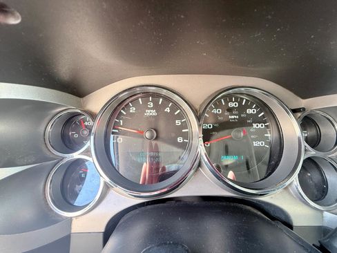 Used 2013 Chevrolet Silverado 2500 W/T image 14