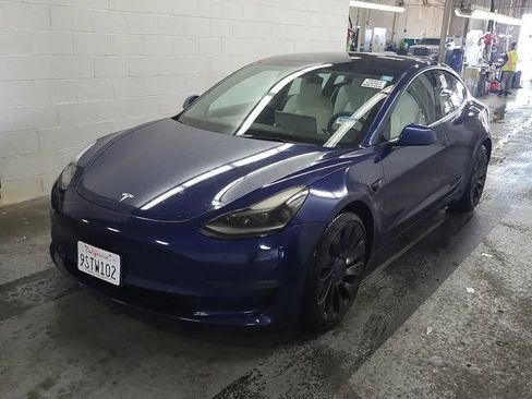 Used 2022 Tesla Model 3 Performance image 3