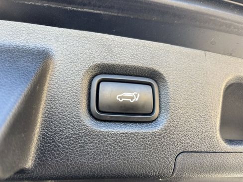 Used 2023 Hyundai Santa Fe Blue image 24