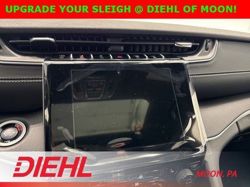 New 2025 Jeep Grand Cherokee Altitude w/ Trailer Tow Package image 28