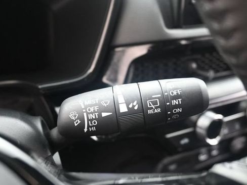 Used 2024 Honda CR-V EX-L image 18