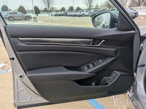 Certified 2022 Honda Accord Sport Special Edition image 11