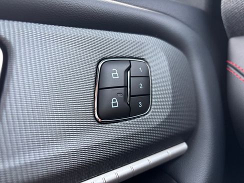 New 2026 Ford Explorer ST-Line w/ ST-Line Street Pack image 31