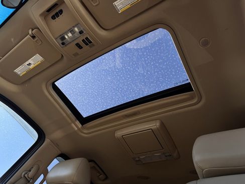 Used 2013 Chevrolet Tahoe LTZ image 5