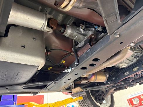 Used 2004 Chevrolet SSR w/ Preferred Equipment Group RWD image 37