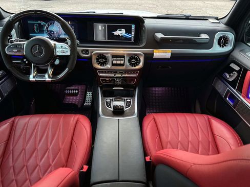Certified 2022 Mercedes-Benz G 63 AMG 4MATIC image 15