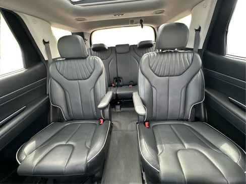 Used 2024 Hyundai Palisade Limited AWD/4WD image 15