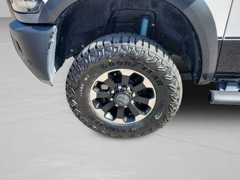 Used 2018 RAM 2500 Power Wagon w/ Leather & Luxury Group image 31