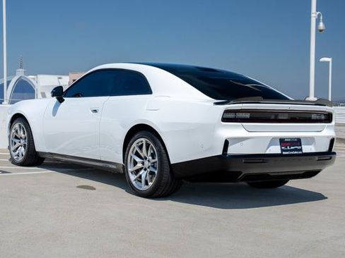 Used 2024 Dodge Charger Daytona Scat Pack w/ Plus Group AWD/4WD image 5