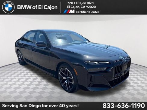 New 2026 BMW 750e xDrive AWD/4WD image 1