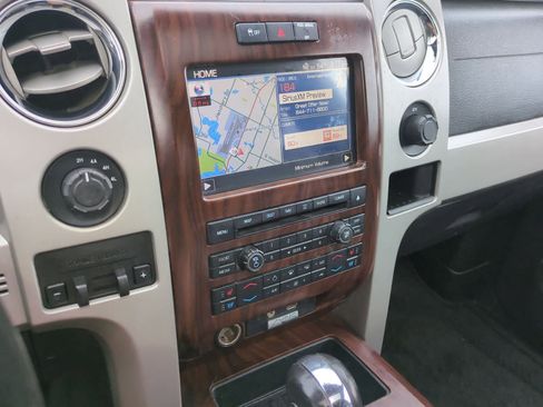 Used 2012 Ford F150 Lariat w/ Lariat Plus Pkg AWD/4WD image 28