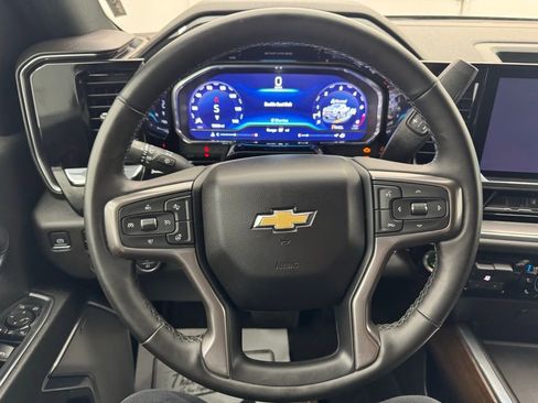 Used 2024 Chevrolet Silverado 2500 High Country w/ Technology Package image 20