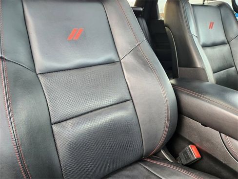 Used 2023 Dodge Durango GT image 17