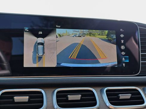 Used 2022 Mercedes-Benz GLE 350 4MATIC image 26