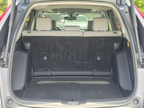 Used 2017 Honda CR-V Touring image 9