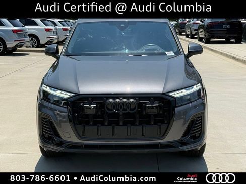Certified 2025 Audi Q7 3.0T Prestige AWD/4WD image 8