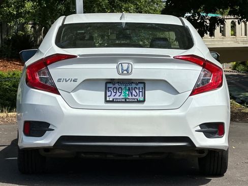 Used 2018 Honda Civic EX-T image 7