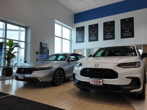 Used 2023 Honda Accord EX image 25