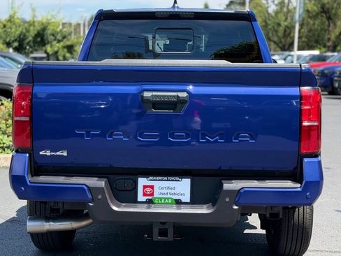 Certified 2025 Toyota Tacoma SR5 AWD/4WD image 4