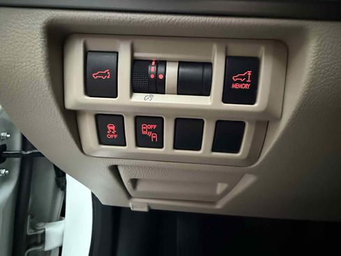 Used 2016 Subaru Outback 2.5i Limited image 37