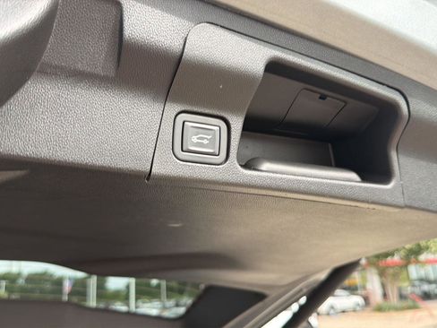 Used 2023 GMC Acadia AT4 w/ Technology Package AWD/4WD image 18