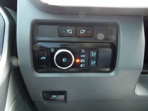 Used 2024 Ford F250 XLT w/ FX4 Off-Road Package AWD/4WD image 19